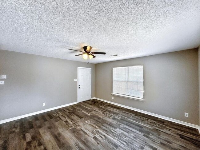 Building Photo - 2777 Caffey St