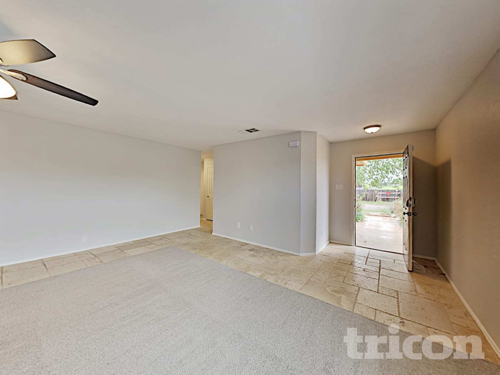 Building Photo - 4000 Sapphire Ln