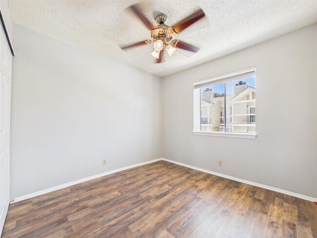 Building Photo - 3115 Helms St