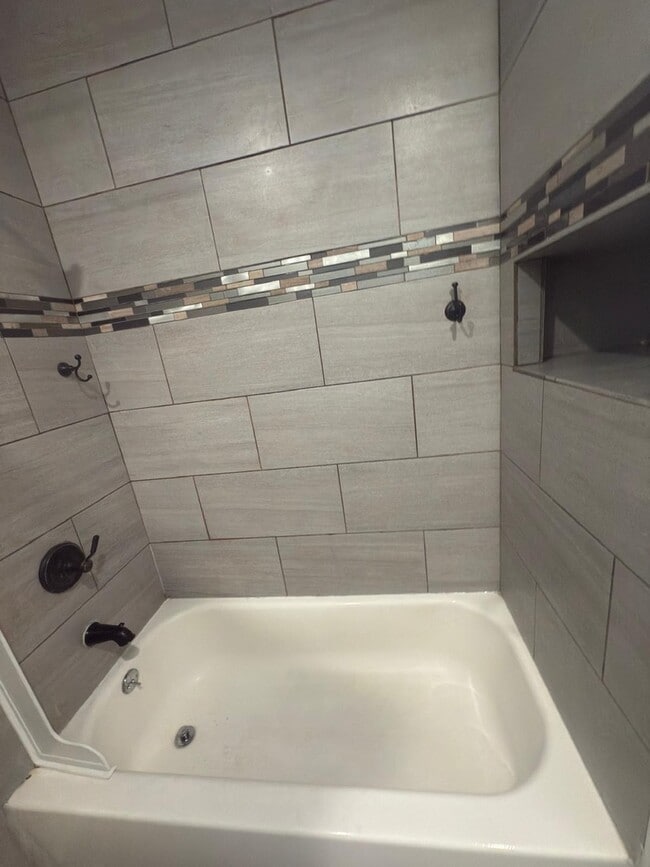 Building Photo - 6449 N Artesian Ave