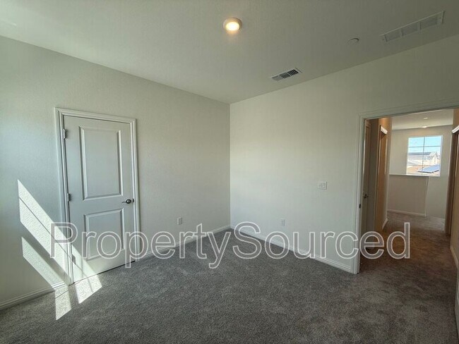 Building Photo - 1567 Halo Ave