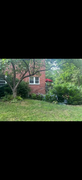 Primary Photo - 1201 S Barton St