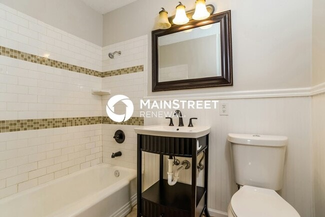 Building Photo - 3 Bedroom Pet-Friendly Home in KANSAS CITY, MO with Main Street Renewal
