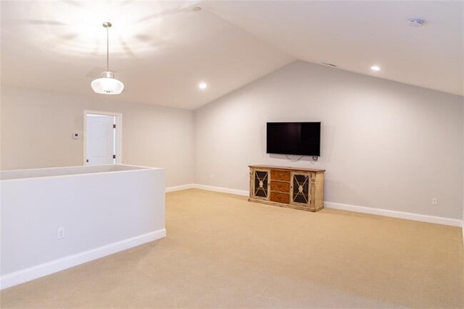 Building Photo - 56 Seawynds Dr