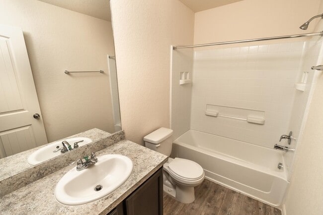 Building Photo - Tesoro Hills - 5030 War Cloud Dr, San Anto...