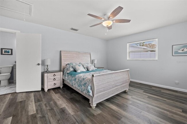 Building Photo - 2832 47th Ave S