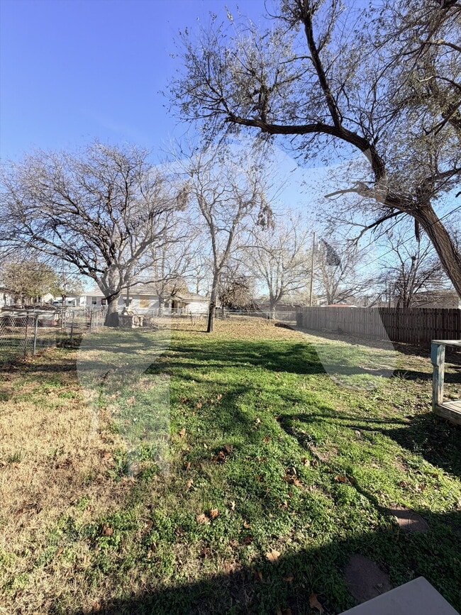 Building Photo - 1621 S Jackson St