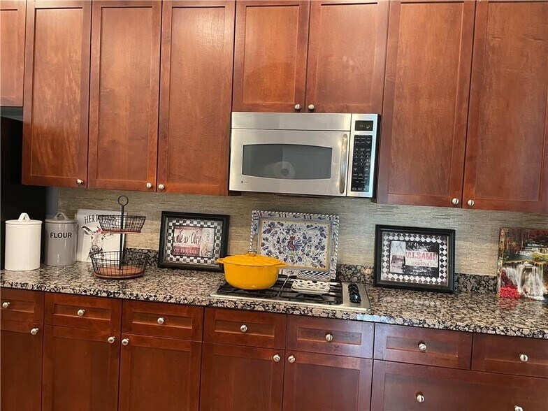 Building Photo - 1581 Mosaic Way