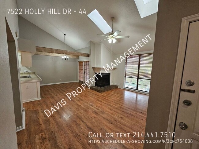 Building Photo - 7522 Holly Hill Dr