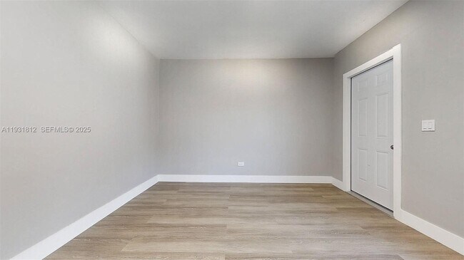 Building Photo - 74 W 15th St