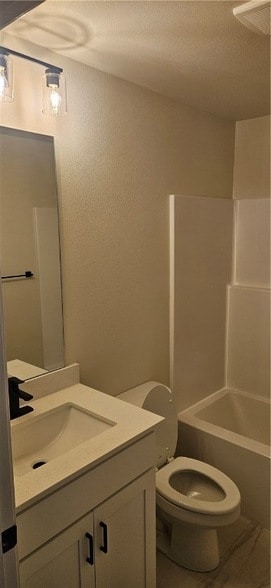 Building Photo - 6005 SW Coywolf St