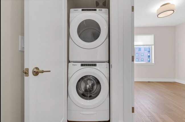 Building Photo - 1632 Quitman St