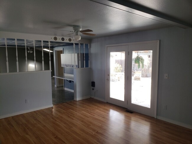 Building Photo - North End 3 bed 2 bath with a Fenced Yard