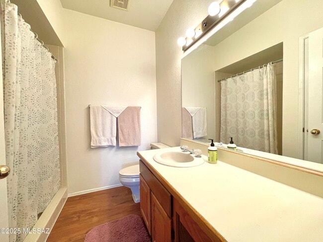 Building Photo - 5750 N Camino Esplendora