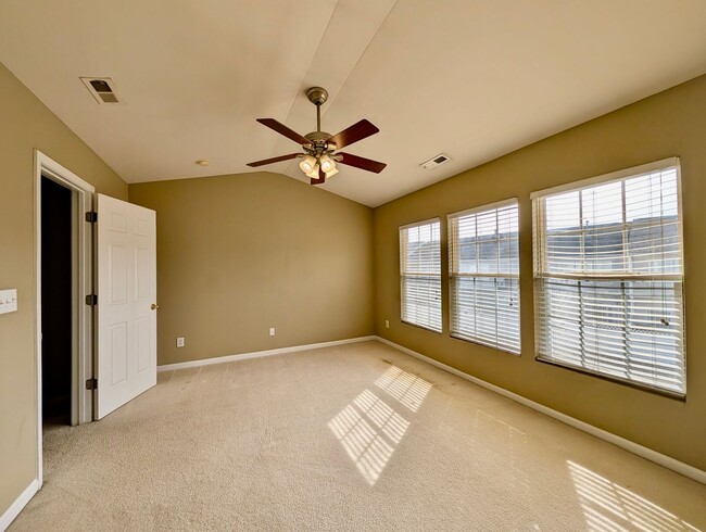 Building Photo - 5122 Brooke Lauren Ln