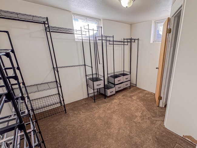 Building Photo - 702 Melton St