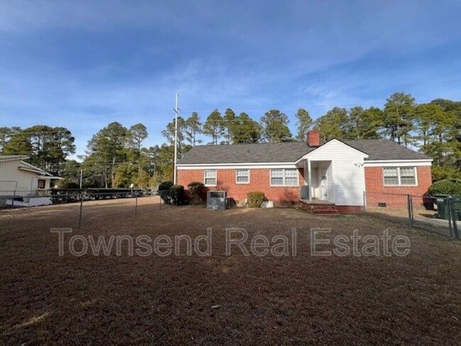Building Photo - 3111 Morganton Rd