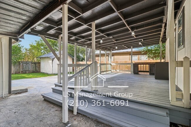 Building Photo - 622 Denver Blvd