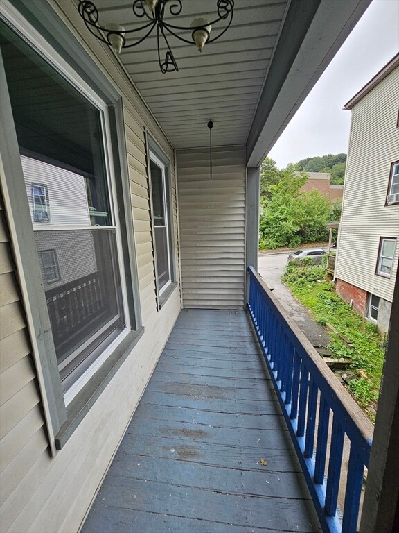 Building Photo - 117 Merrifield St