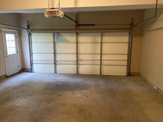 Building Photo - 121 Riggs Rd