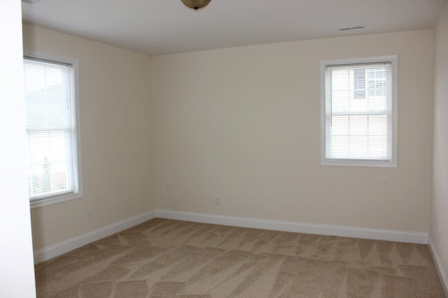 Building Photo - 4205 Dry River Rd
