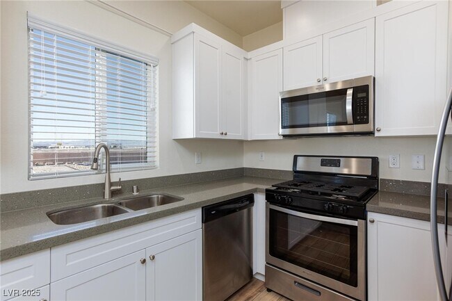 Building Photo - 1410 Pink Dawn Dr