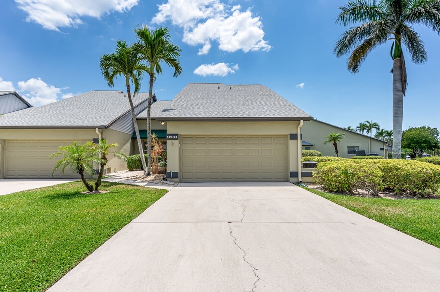 Building Photo - 2201 McGregor Park Cir