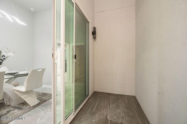 Building Photo - 4358 Capistrano Ave