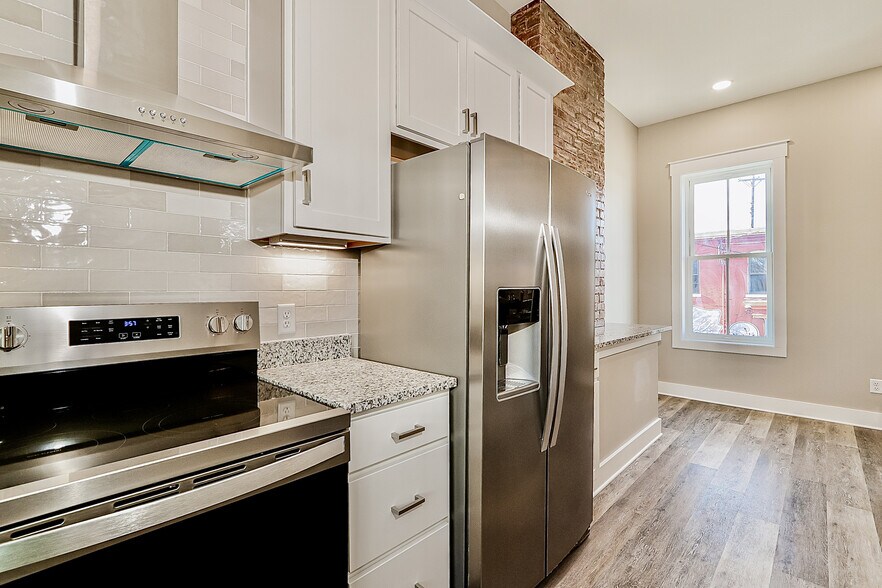 Building Photo - 1600 Bardstown Rd