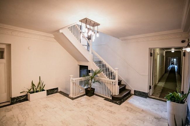 Building Photo - 127 Seward Ave