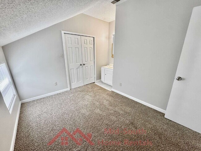 Building Photo - 3569 Douglass Ave