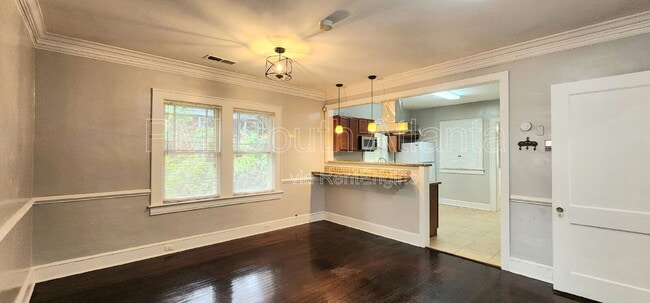 Building Photo - 3411 N Fulton Ave