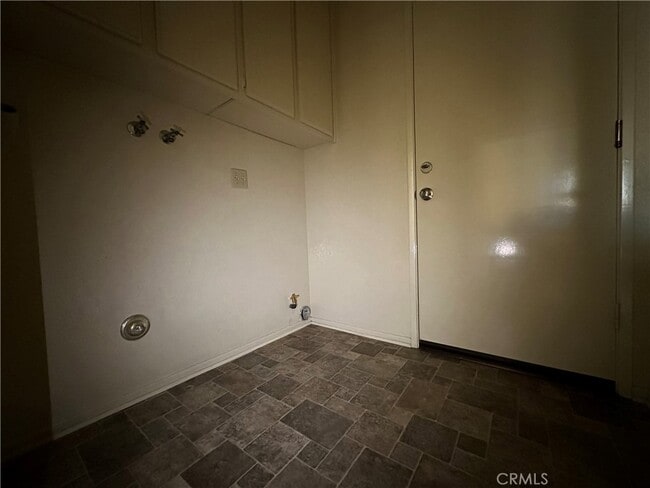 Building Photo - 10581 Sunburst Dr