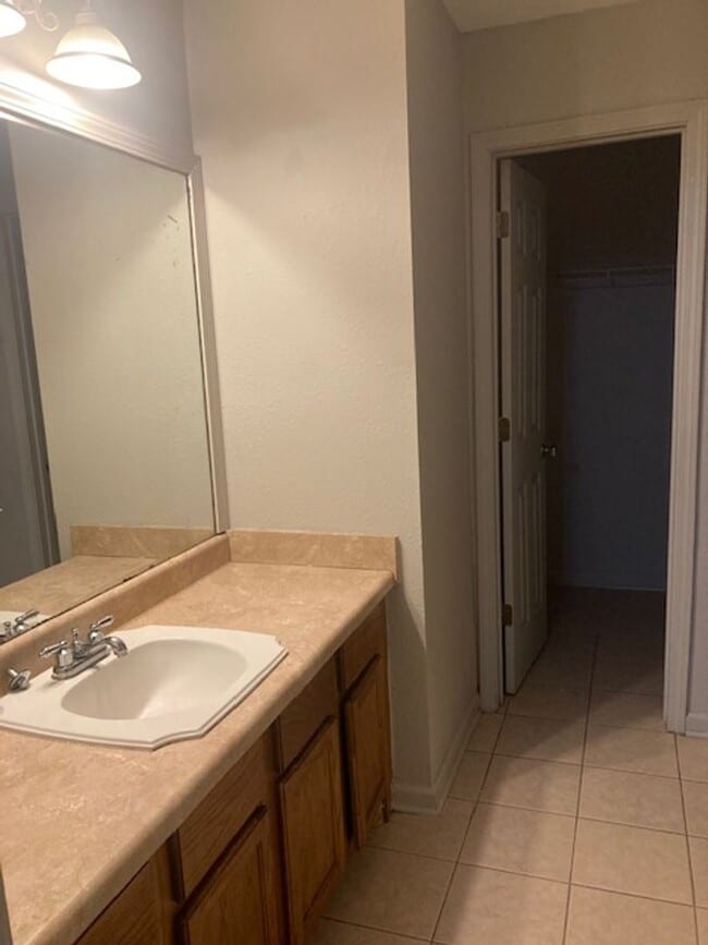 Building Photo - Gulfport 3 Bedroom