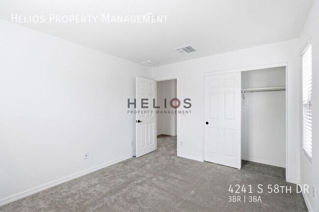 Building Photo - 4241 S 58th Dr