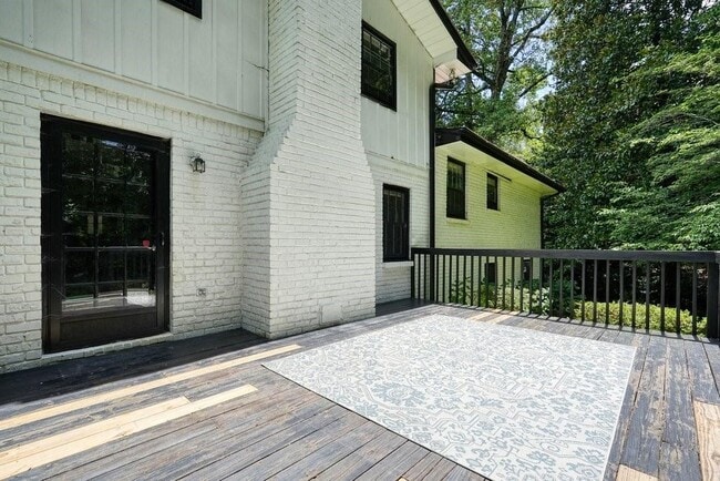 Building Photo - 1524 Brompton Ct