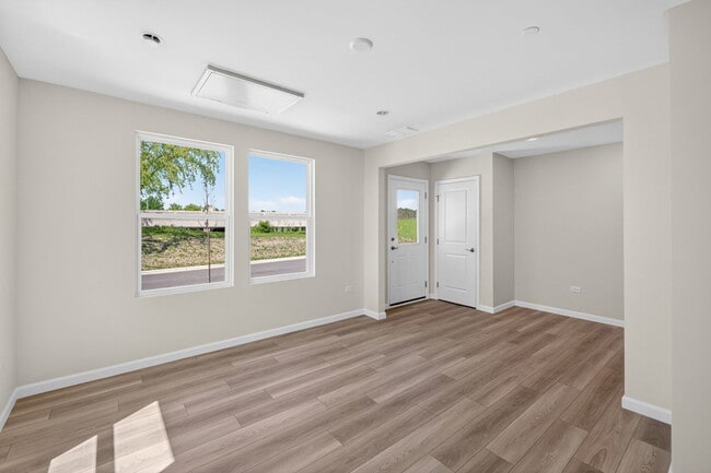 Building Photo - 2635 Lohan Wy