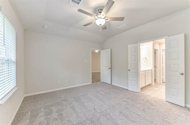 Building Photo - 17590 Rosette Grass Dr