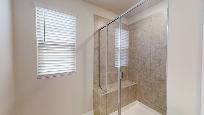 Building Photo - 103 Silver Fir Ln