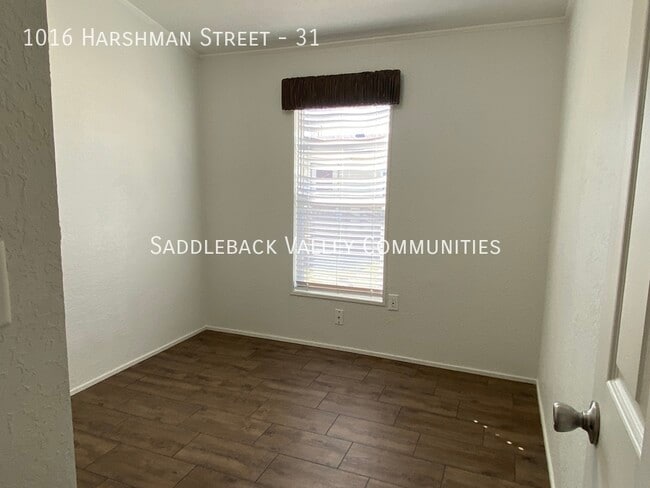 Building Photo - 1016 Harshman St