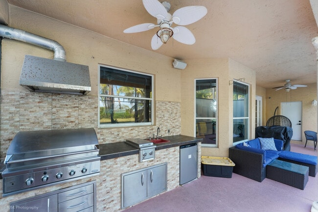 Building Photo - 3181 SW 173rd Terrace
