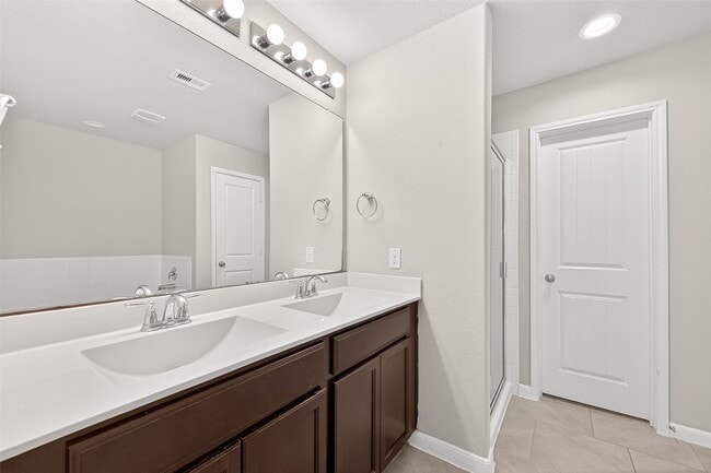 Building Photo - 18343 Stablewood Manor Trail