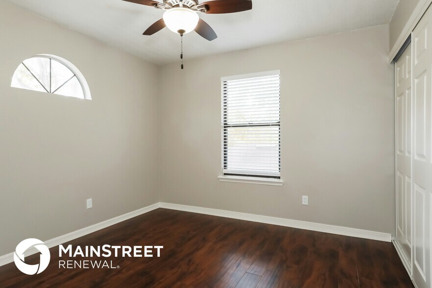 Building Photo - 7981 Copperfield Cir N