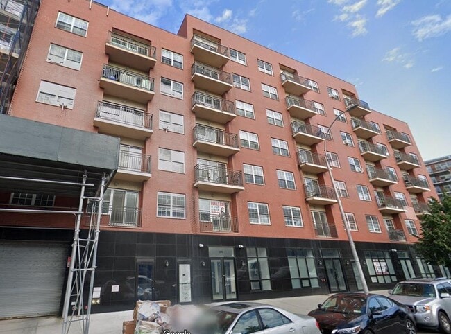 Primary Photo - 71-66 Parsons Blvd