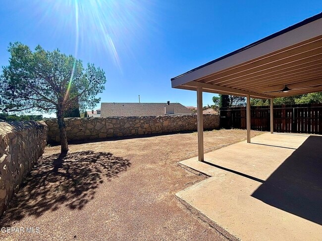 Building Photo - 11450 Sundrop Ct