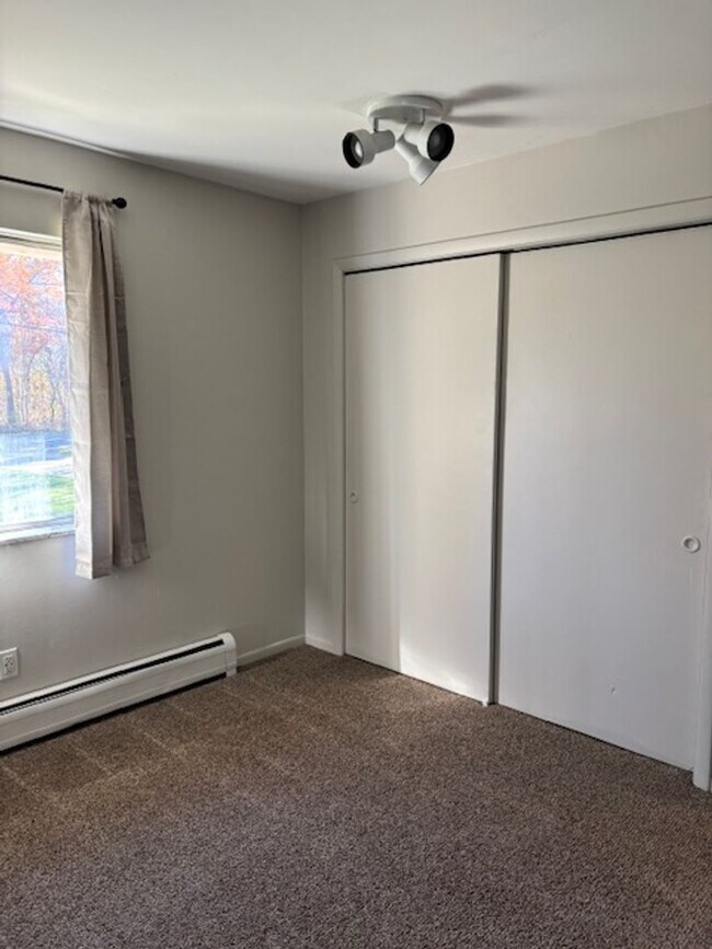 Building Photo - SEYM