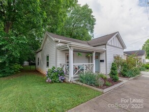 Building Photo - 1104 Pegram St