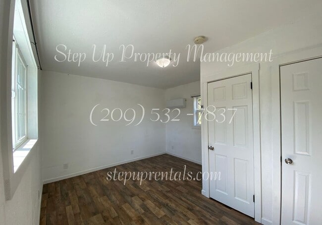 Building Photo - 11240 CA-49