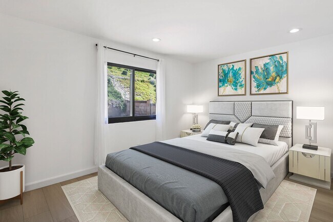 Building Photo - COMPLETELY UPDATED CALABASAS HOME!