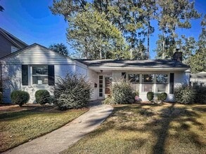 Building Photo - 3023 Manchester Rd